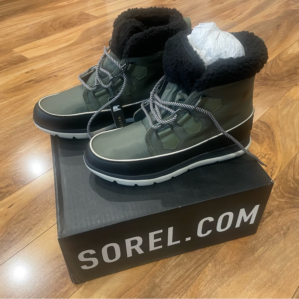 Sorel Explorer Carnival Snow Boot, new never used